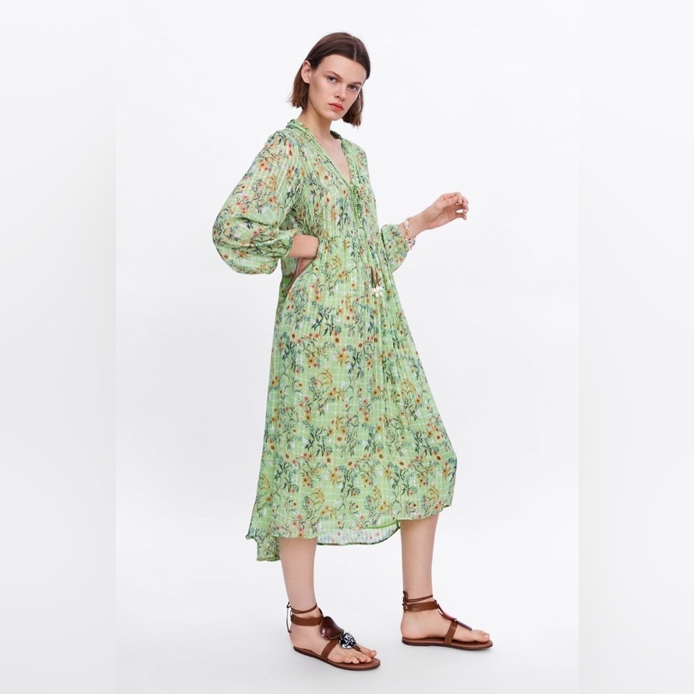 Zara light green/ multicolored floral maxi dress metallic detail xs boho chic